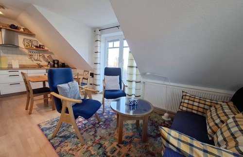 Werdum Apartment | Cozy Fireplace Retreat - Haus Friesentraum, 10/10 Rated