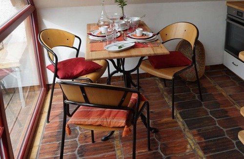 Taucha Apartment | Pet-Friendly Partheblick: Family-Approved Getaway