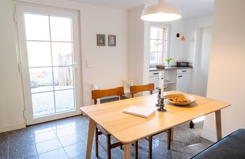 Lanz Apartment | Family-Friendly Vacation Apartment Roost in Ferbitz