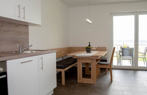 Laichingen Apartment | Relax in Sonnenblume: Family-Friendly Apartment with Spa