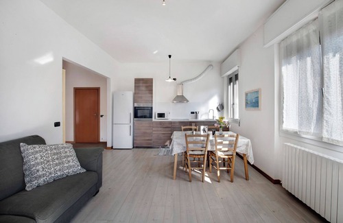 Lierna Apartment | Unforgettable SIBI Apartment with Wi-Fi, Garden & Pool