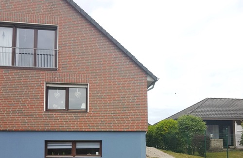 Borkum Apartment | Nature Retreat: Cozy Apartment by Greune Stee with Ocean View