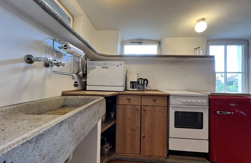 Ueberlingen Apartment | Cozy Vacation Apartment Wasserrad in Überlingen-Goldbach