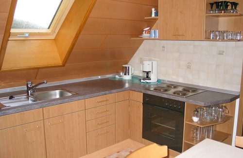 Ottenhofen im Schwarzwald Apartment | Ideal Getaway: Family-Friendly Apartment with Balcony