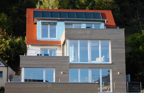 Sipplingen Apartment | Guest Rated 10/10: Vacation Apartment Weinlaube Retreat