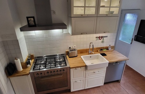 Pinneberg Apartment | Vacation apartment with connection to stadiums/city center - Holiday apartment with