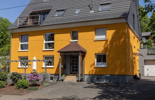 Anzhausen Apartment | Idyllic Vacation Apartment with Private Patio & Stream View