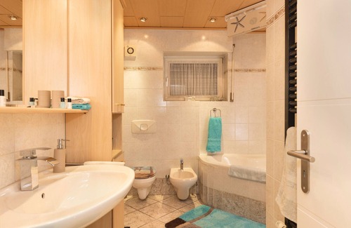 Anzhausen Apartment | Idyllic Vacation Apartment with Private Patio & Stream View