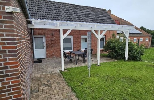 Ditzumerverlaat Apartment | Explore Wildgans 1: Family-Friendly Stay in Bunde Ostfriesland
