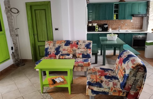 Kukljica Apartment | Private Pool Apartment with Ocean Views - Guest Rated 10/10