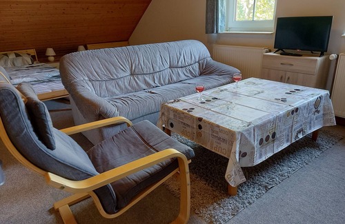 Ihlow Apartment | Relax at the Uhlenhoff Apartment Bansmeer - 9.6/10 Rated