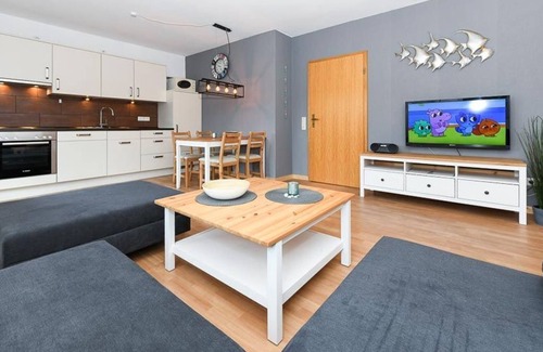 Horum Apartment | Pet-Friendly Oceanfront Retreat: Vacation Beach Shell