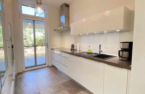 Karlshagen Apartment | Oceanfront Getaway at Lotsenstieg 6, VS Sass