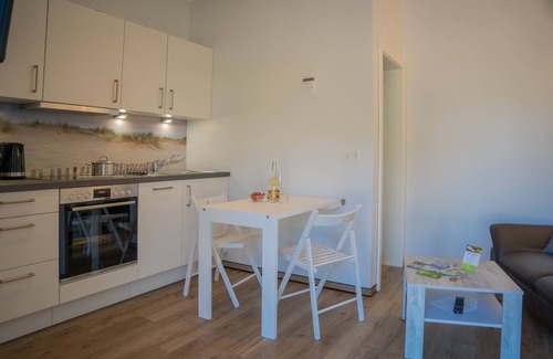 Gollendorf Apartment | Cozy Apartment for Two in Fehmarn with Spa Access