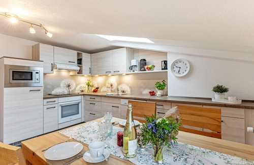 Wenkendorf Apartment | Cozy Apartment for 4 with Ocean View in Fehmarn Wenkendorf