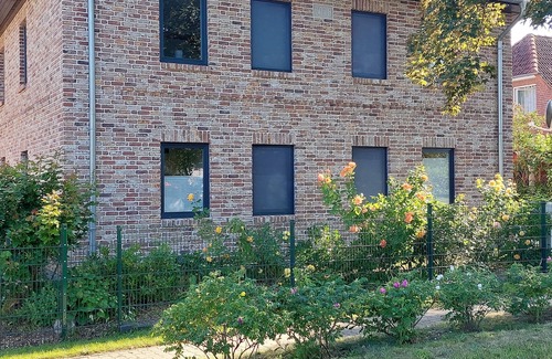 Ludwigsburg House | Oceanfront Retreat at Ludwigsburg Palace - Rated 9.8/10
