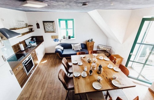 Schwarzach b. Nabburg Apartment | Relax in Apartment "Sternenhimmel" with Balcony & Spa