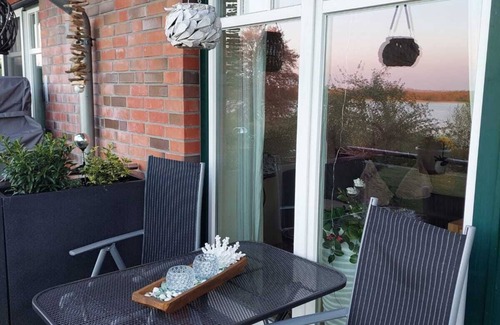 Zarrentin am Schaalsee Apartment | Top-Rated Vacation Apartment with Ocean View at Küstertwiete