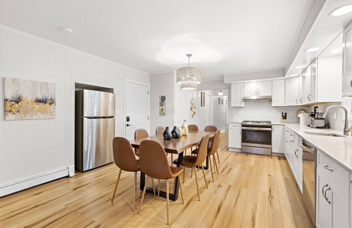 Bayonne Apartment | Vacation Duplex Home Near NYC and Airport– with Movie Theater and Gym