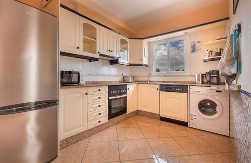 Bahia Calma Apartment | Vacation 'Fuerteventura' with Shared Pool, Wi-Fi and Air Conditioning