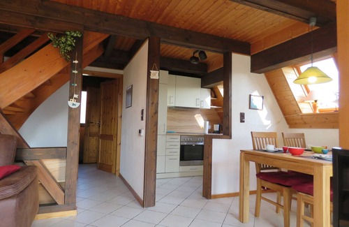 Hollern House | Unforgettable Stay at House Lederstrumpf: Pet-Friendly Retreat