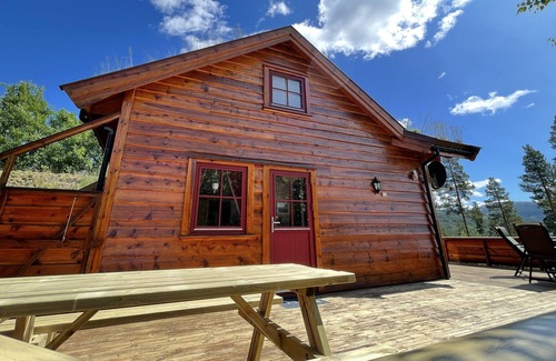 Vradal Cabin | Beautiful Lake View Home with Large Sun Terrace & Pool