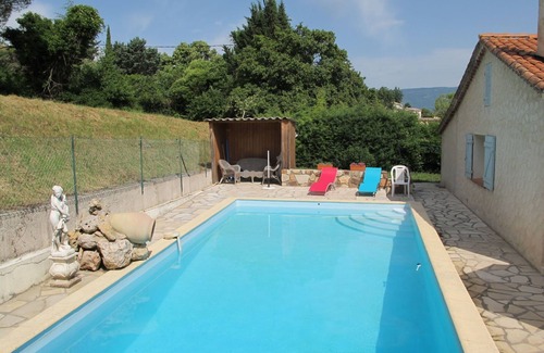 Saint-Paul-en-Foret House | Vacation home Bleue by Interhome