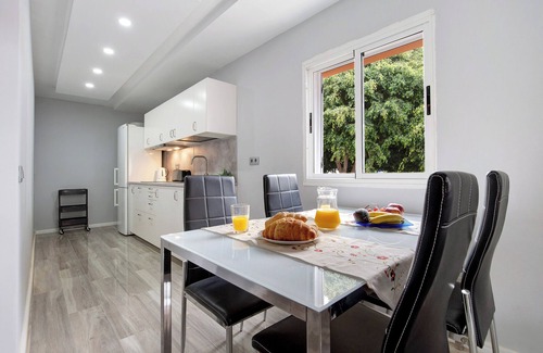 Puerto del Rosario Apartment | Cozy Oceanfront Vacation Home "7 Dioses" with Wi-Fi