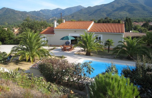 Laroque-des-Alberes House | Idyllic Vacation Home with Private Pool Near the Beach