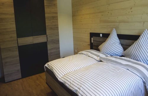 Hettingen House | Barrier-Free Vacation Home with Spa & Family Amenities