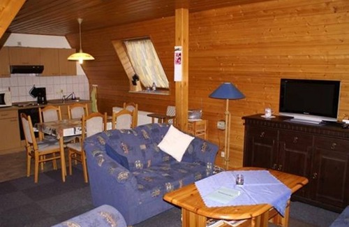 Sturenburgshof House | Vacation home 11, shower, WC, 2 bedrooms - Haus am See