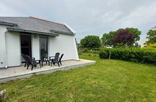 Penmarch House | Vacation home 200 m from the sea KÉRITY PENMARCH full foot quiet bright