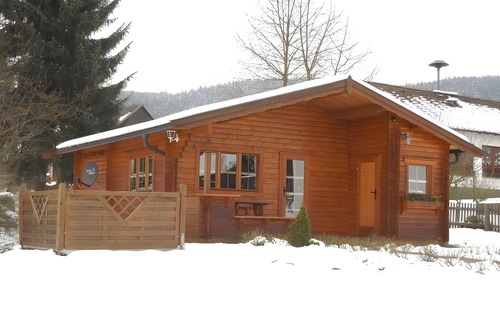 Glosingen Apartment | Cozy Vacation Home with Ocean View and Family Amenities