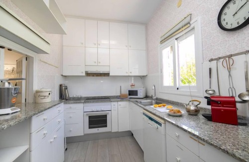 El Albir House | Experience Oceanfront Bliss at Vacation Home Alan by Interhome