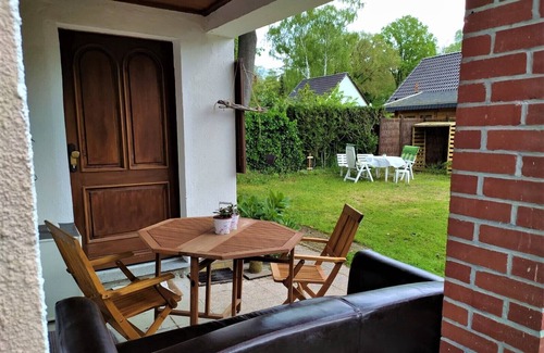 Ferch House | Cozy Vacation Home with Water Views near Potsdam