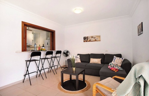 Los Cristianos Apartment | Seaside Retreat 'Ático Los Seres' with Private Terrace & Wi-Fi