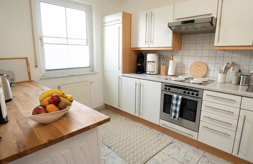Scheid House | Lakefront Holiday House at Edersee with Pet-Friendly Perks
