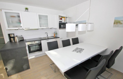 Ostseebad Baabe House | Beachside Retreat with Sauna, Ocean Views, and Fireplace