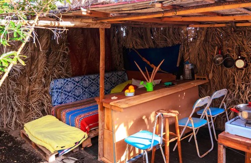 Tamaduste Cottage | Vacation Home "Cabaña de Manon" with Sea View, Private Garden & Wi-Fi