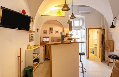 Old Town Cisternino House | Guest Rated 10/10: Casa Agata Cisternino with Wi-Fi & Spa
