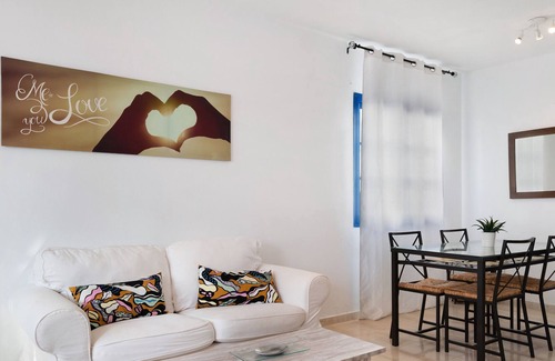 Playa Blanca House | Beachfront Getaway "Casa Katy" with Private Terrace & Wi-Fi