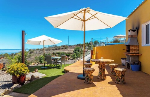 Puntagorda House | Discover Casa La Viña: Oceanfront Paradise with Private Pool