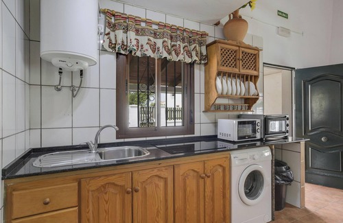 Zahora House | Top-Rated Casa Miguelin 5 with Pool, A/C & Ocean Views