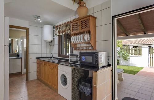 Zahora House | Top-Rated Casa Miguelin 5 with Pool, A/C & Ocean Views