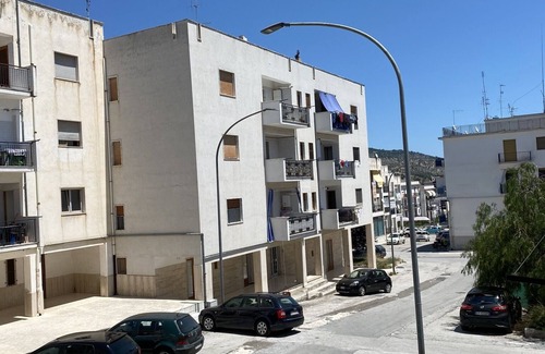 Mattinata Apartment | Comfortable D&D Vacation Home in Central Location