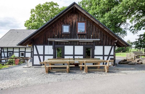 Meschede Apartment | Spacious Vacation Home Eiche with Spa & Family Amenities