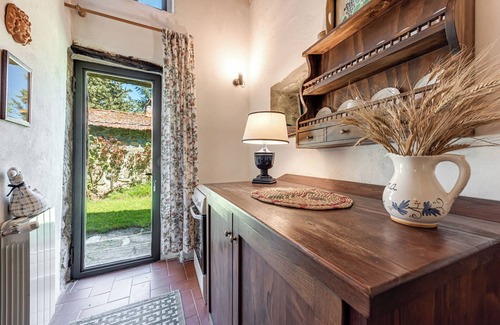 Londa House | Relaxing Getaway at Fienile Con Piscina Near Florence