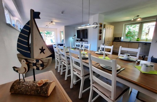 Rendsburg House | Spacious Vacation Home for 10 Guests in Rendsburg
