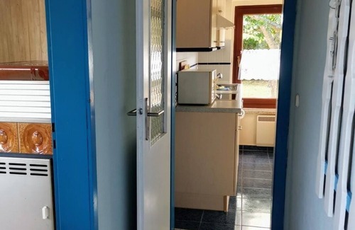 Muritz House | Cozy Vacation Home in Sietow for 2 Guests with Kitchen