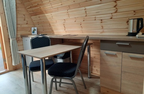 Silberstedt House | Cozy Vacation Home for 3 Guests with Kitchen in Silberstedt